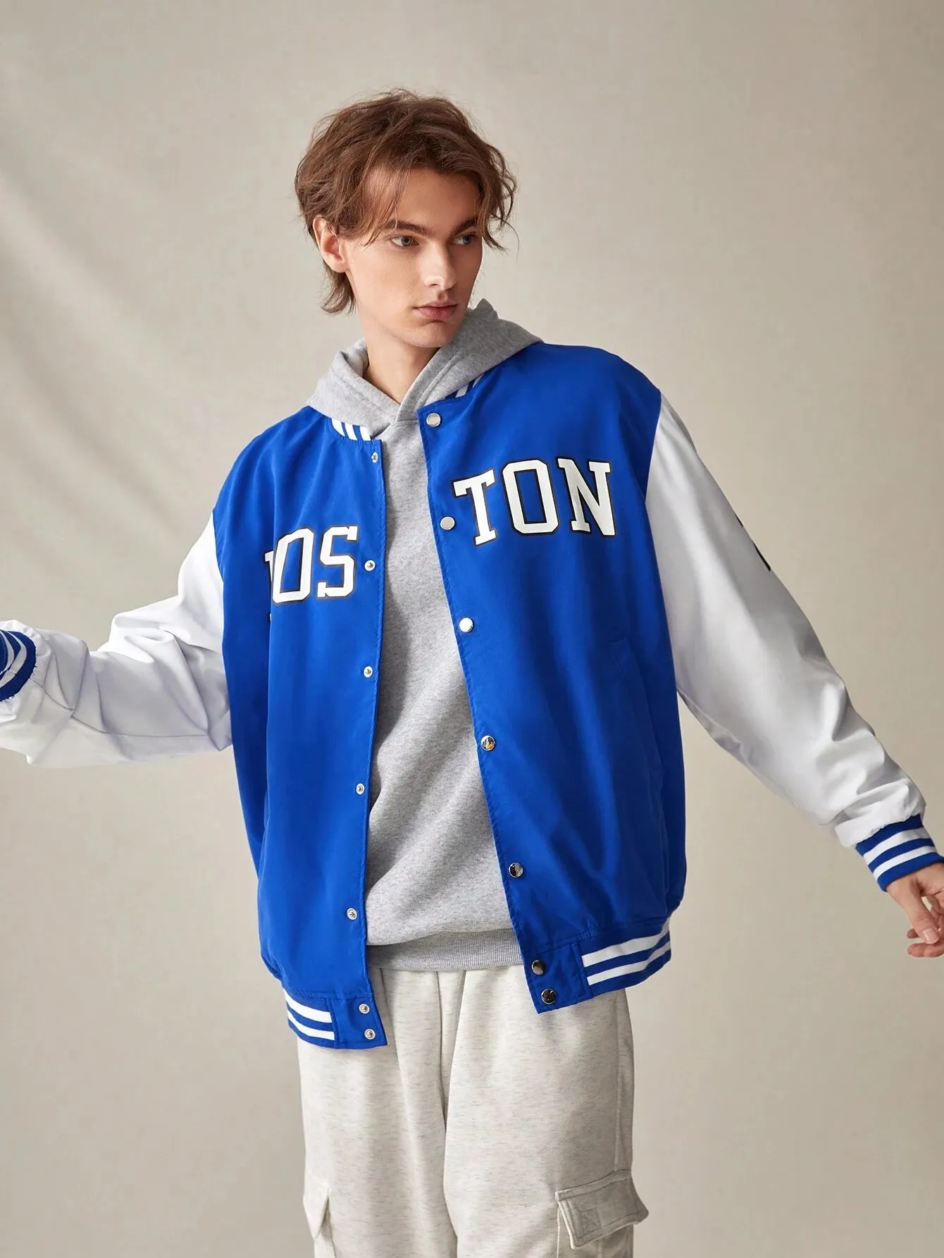 Manfinity Athprep Loose Fit Men'S Letter Graphic Striped Trim Varsity Jacket