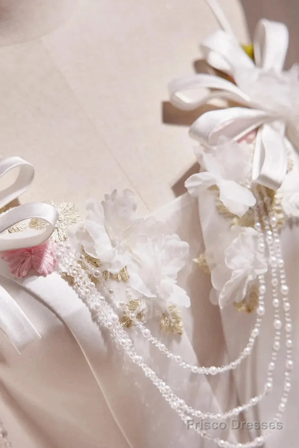 Spaghetti Strap Satin White Floral Short Prom Dress